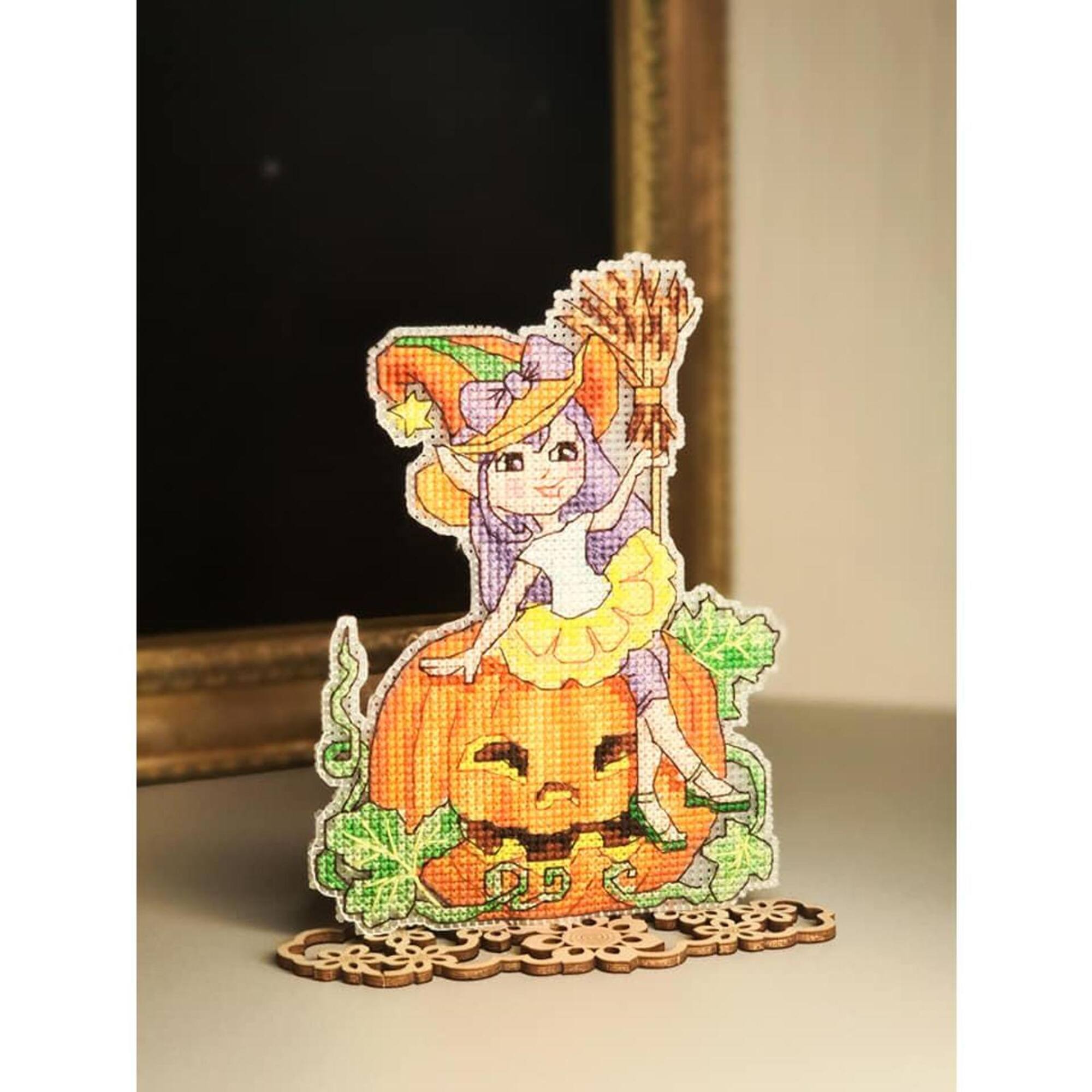Crystal Art Plastic Canvas Counted Cross Stitch Kit Happy Halloween